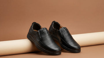 Artisan Black Textured Formal Shoes